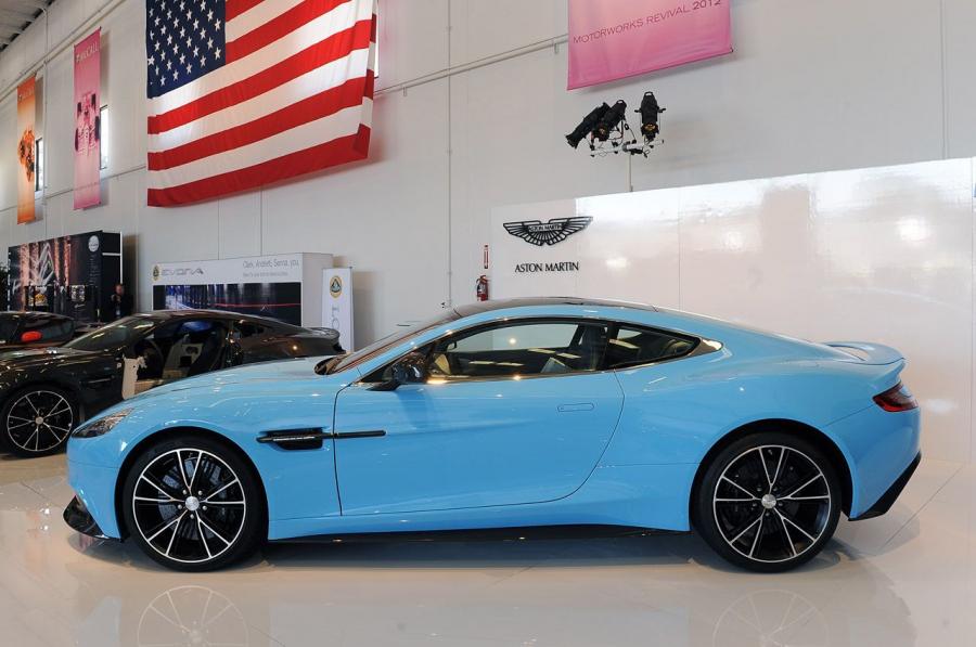  Aston Martin Vanquish 2012 года  (NA) (фото 32 из 182)